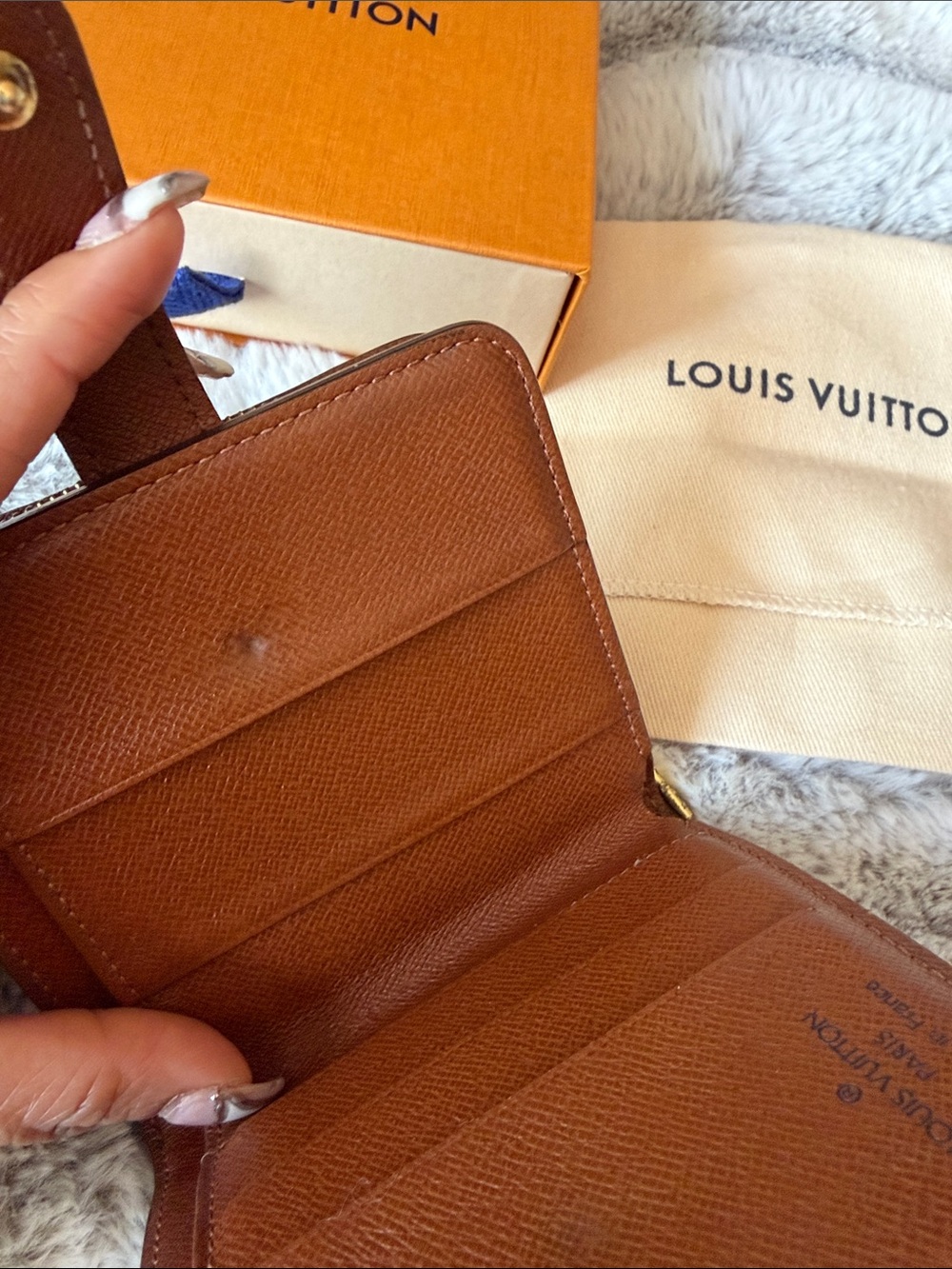 Louis Vuitton Monogram Compact Wallet - Picture 10 of 17